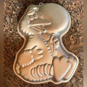 Wilton Big Bird Cake Pan